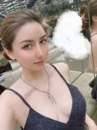 魔女小姨子